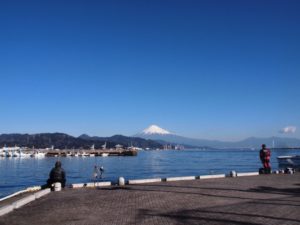 冬　釣り　富士山